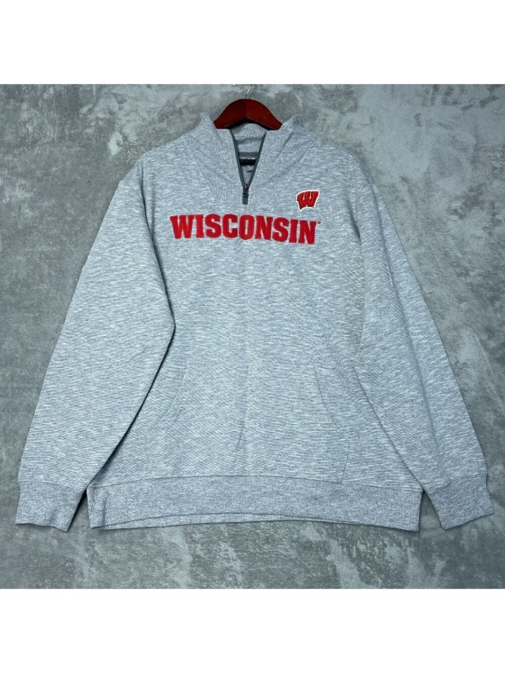 Wisconsin Men's XL Gray 1/4 Zip Sweatshirt CSA Genuine College d1741
